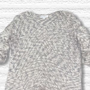Cloud Chaser Grey & White Knit Sweater Size L
